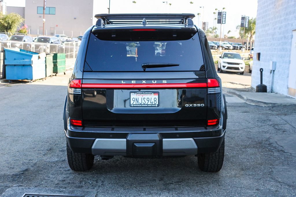 Used 2024 Lexus GX 550 AWD/4WD image 8