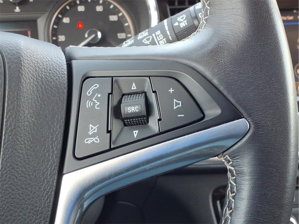 Used 2022 Buick Encore Preferred w/ Safety Package image 28