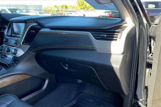 Used 2019 GMC Yukon Denali w/ Denali Ultimate Package image 16