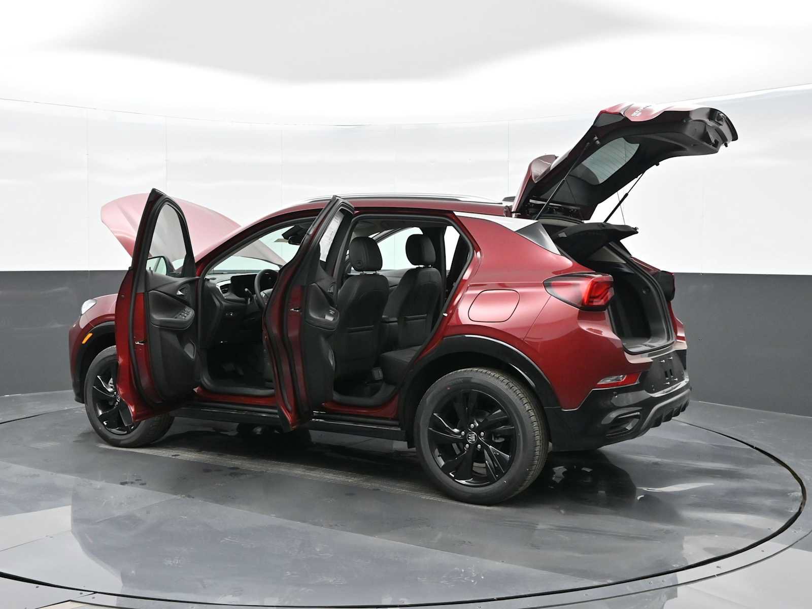 Used 2025 Buick Encore GX Sport Touring w/ Advanced Technology Package AWD/4WD image 38