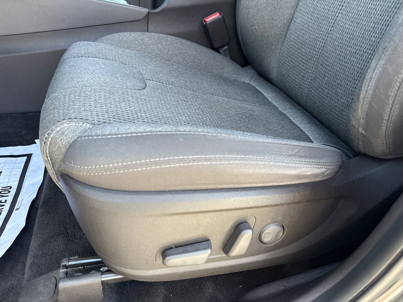 Used 2020 Hyundai Santa Fe SEL w/ Convenience Package image 12