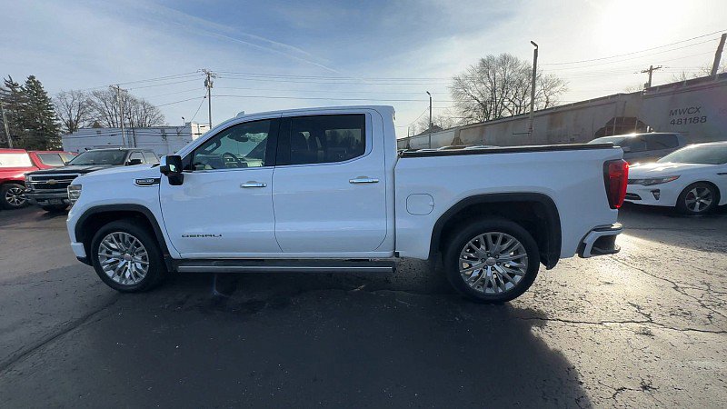 Used 2022 GMC Sierra 1500 Denali w/ Denali Reserve Package image 5
