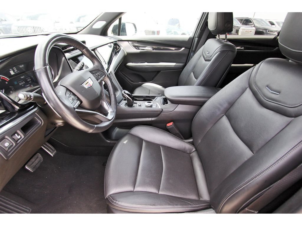 Certified 2024 Cadillac XT6 Sport AWD/4WD image 6