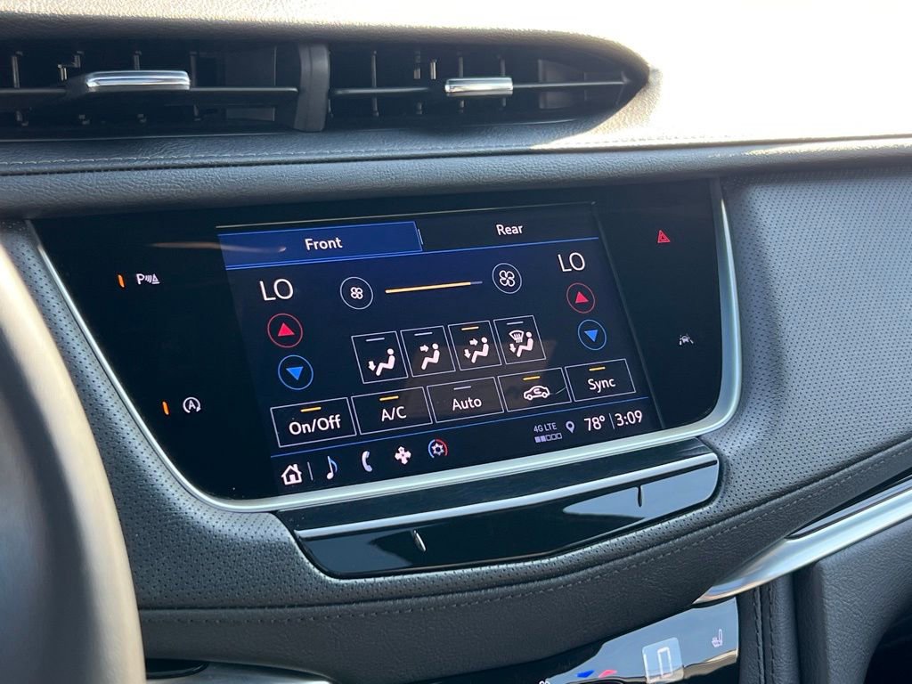 Certified 2023 Cadillac XT6 Luxury image 46