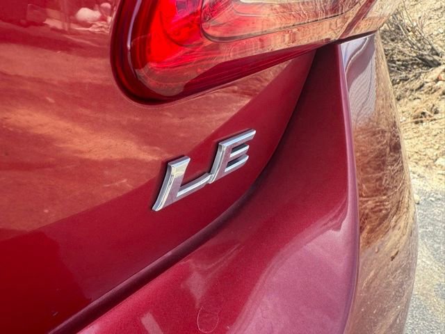 Used 2010 Toyota Camry LE FWD image 19