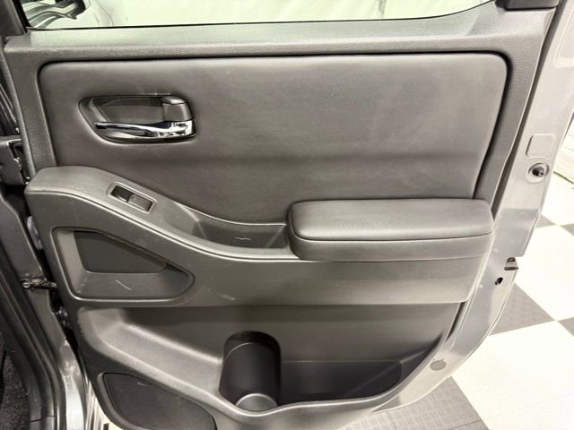 Used 2023 Nissan Frontier SV image 24