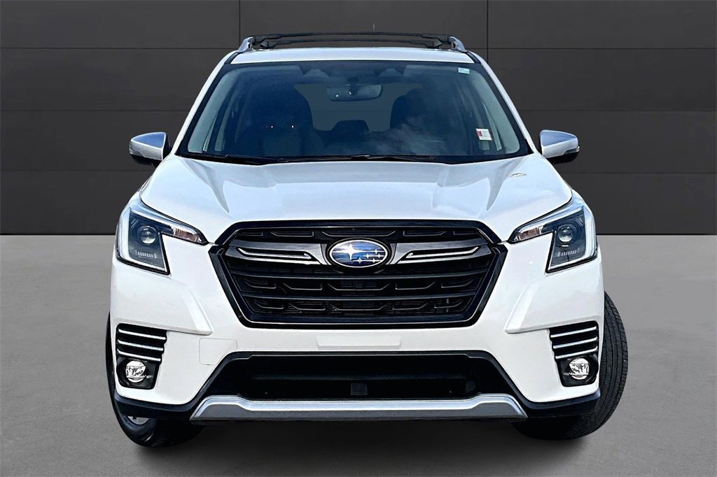 Used 2024 Subaru Forester Touring image 2