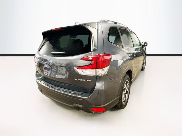 Used 2021 Subaru Forester Premium image 7