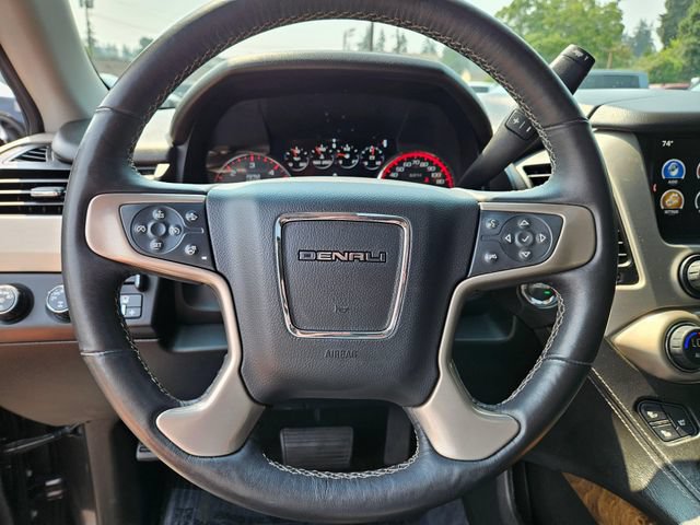 Used 2016 GMC Yukon Denali w/ Open Road Package AWD/4WD image 32
