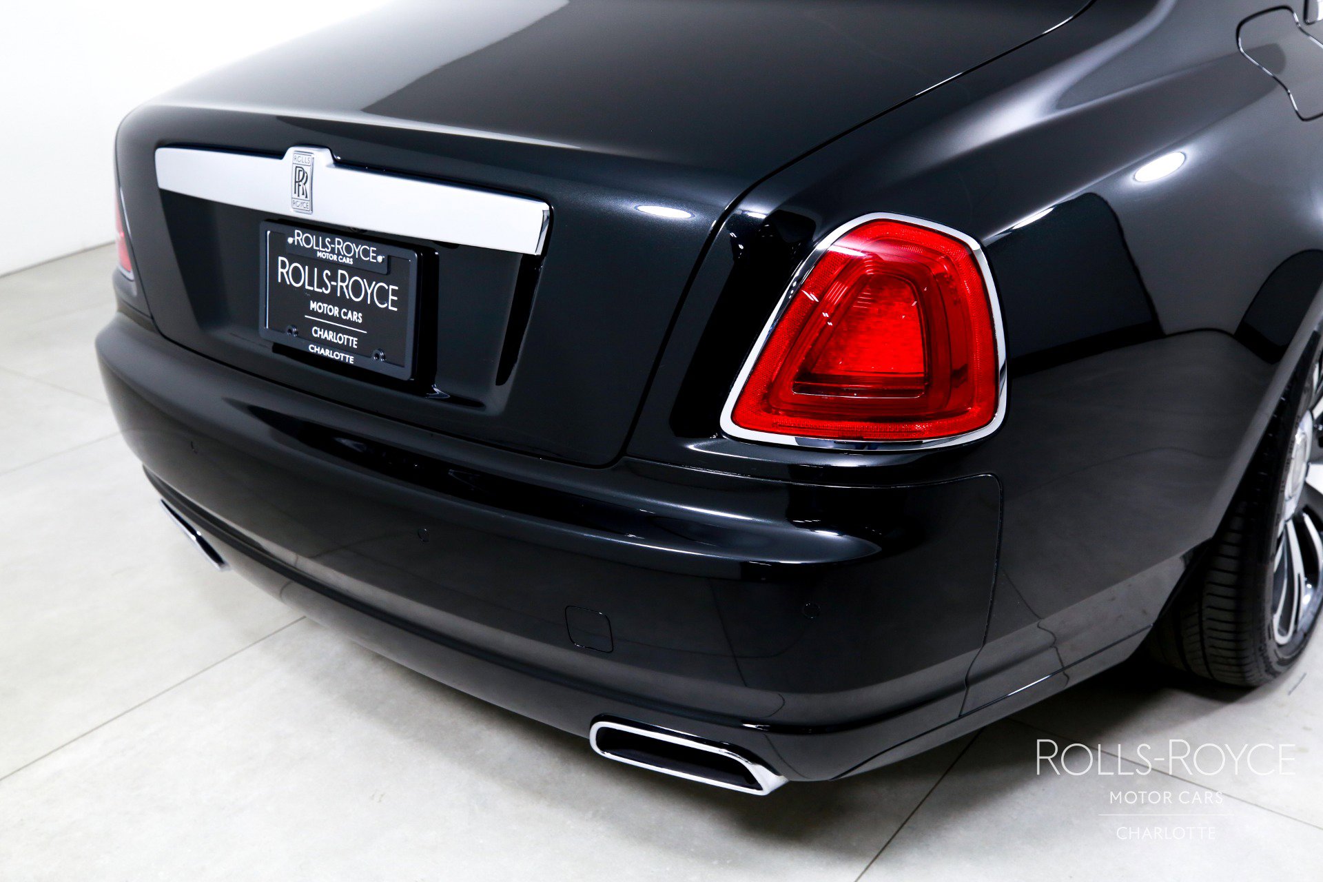 Used 2019 Rolls-Royce Ghost image 38