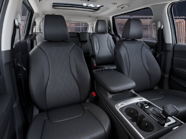 New 2027 Kia Carnival SX w/ Dark Edition Package FWD image 16
