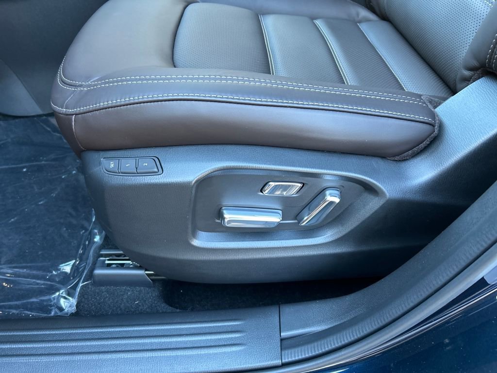 New 2025 MAZDA CX-5 Signature image 15