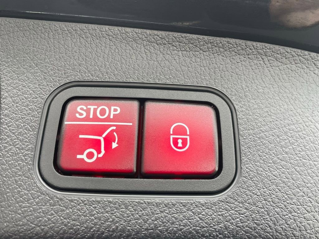 Used 2023 Mercedes-Benz GLA 250 4MATIC image 18