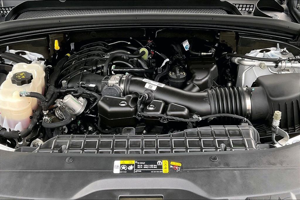 Used 2023 Jeep Grand Cherokee Altitude image 28