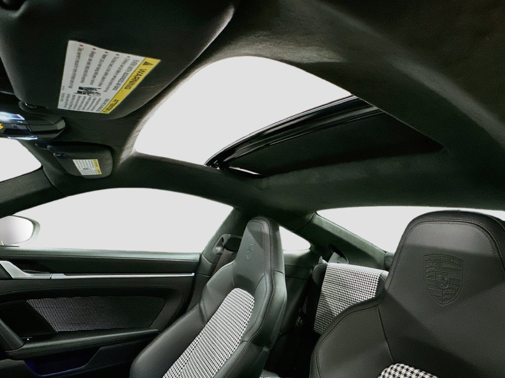 Certified 2025 Porsche 911 Turbo S AWD/4WD image 22