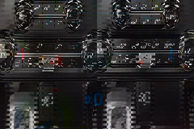 Used 2024 Ford Bronco Raptor image 22