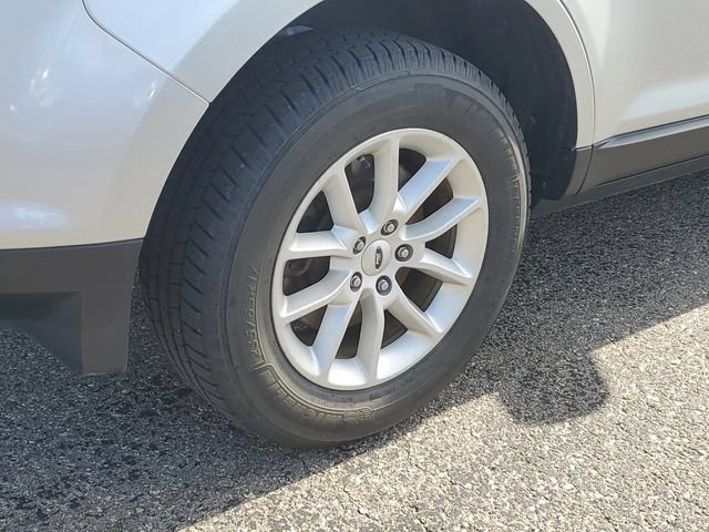 Used 2014 Ford Edge SE w/ Equipment Group 101A FWD image 10