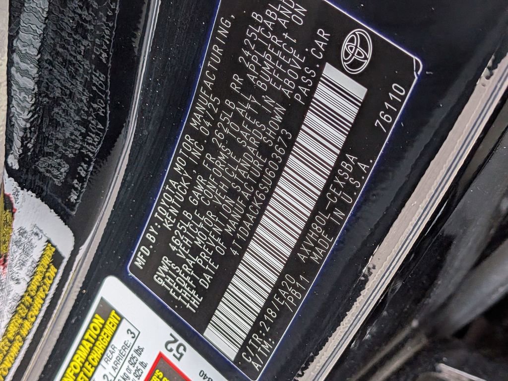 Used 2025 Toyota Camry SE image 32