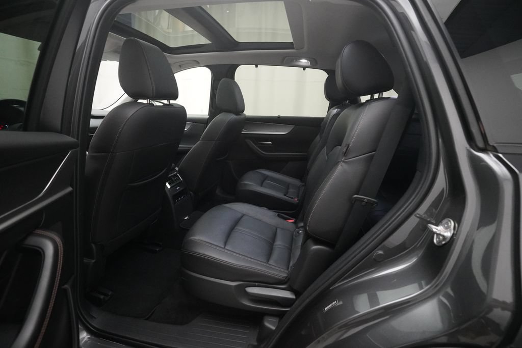 Used 2024 MAZDA CX-90 3.3 Turbo w/ Premium Package AWD/4WD image 16