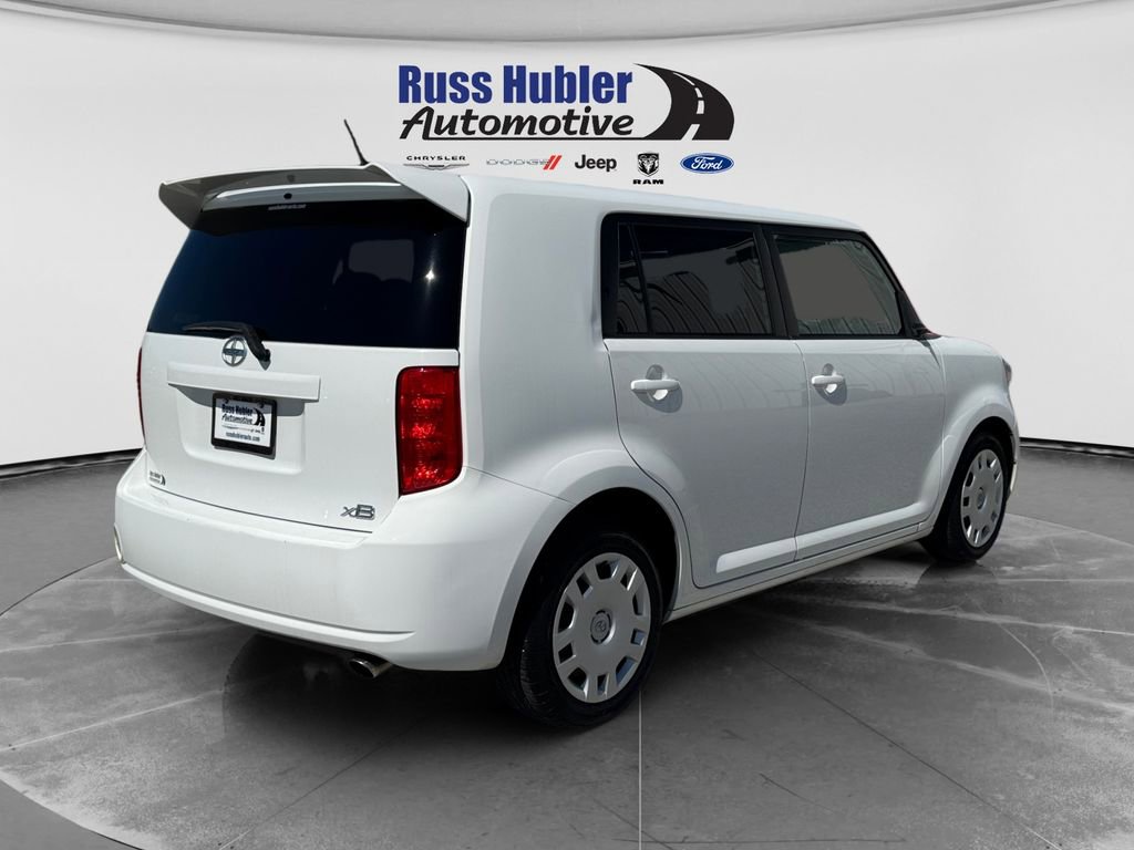 Used 2008 Scion xB FWD image 6