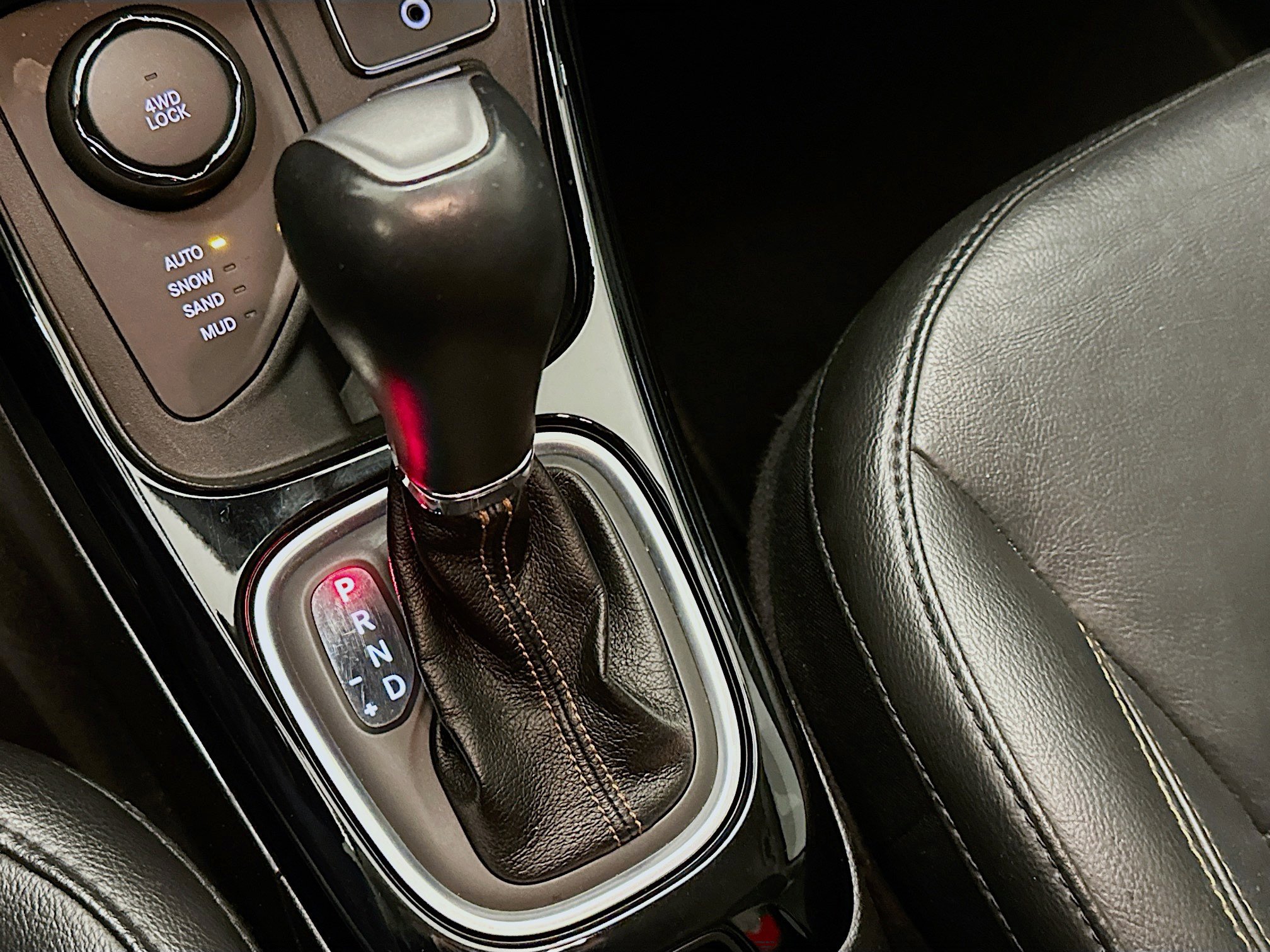 Used 2019 Jeep Compass Limited image 24