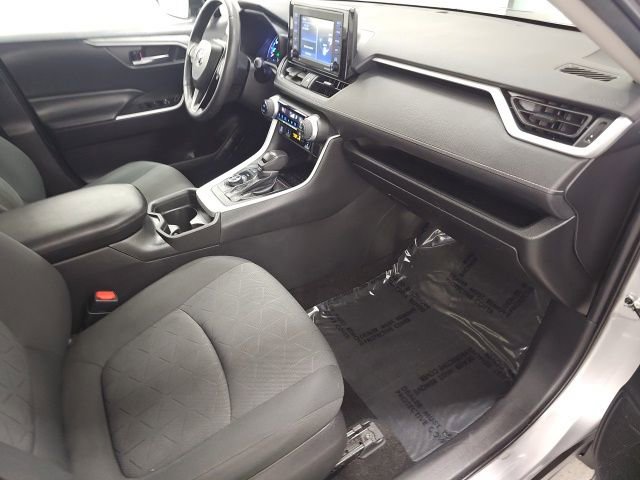Certified 2021 Toyota RAV4 XLE w/ Convenience Package image 38