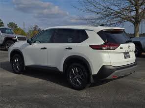 Used 2023 Nissan Rogue S image 22