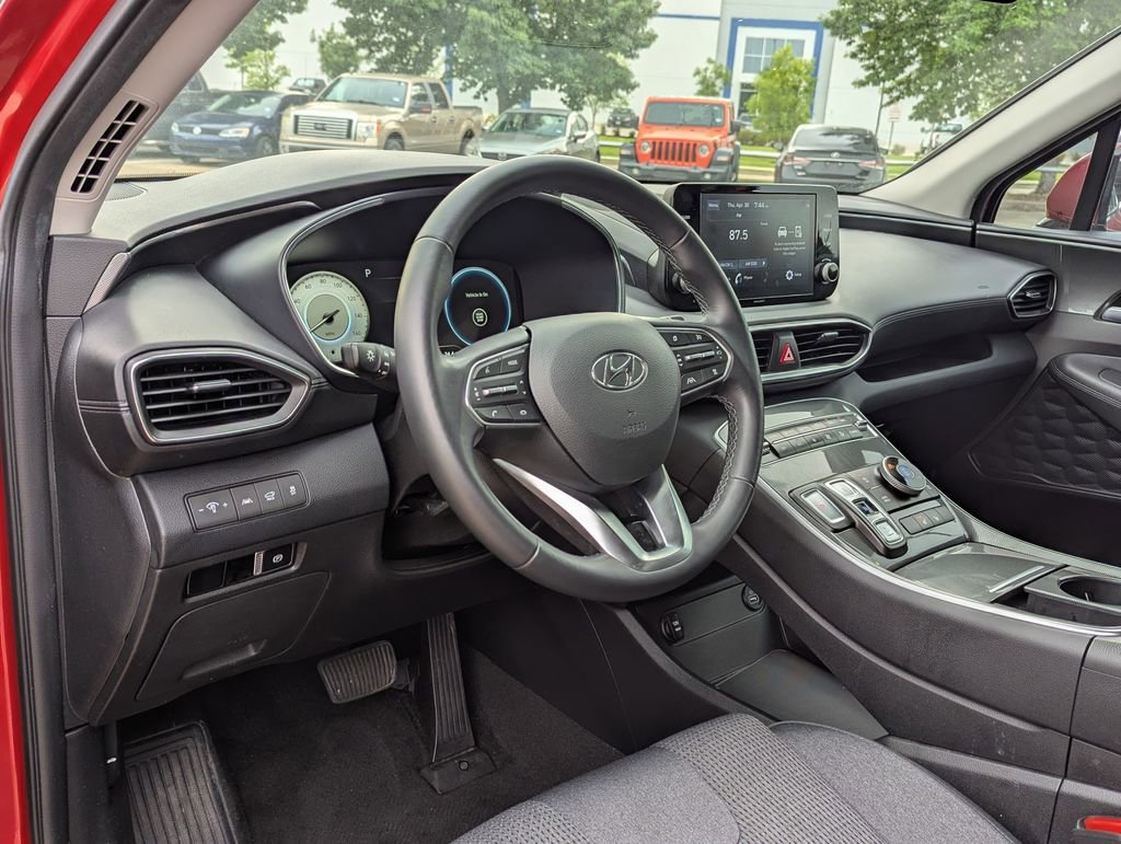 Used 2022 Hyundai Santa Fe SEL w/ Convenience Package AWD/4WD image 4