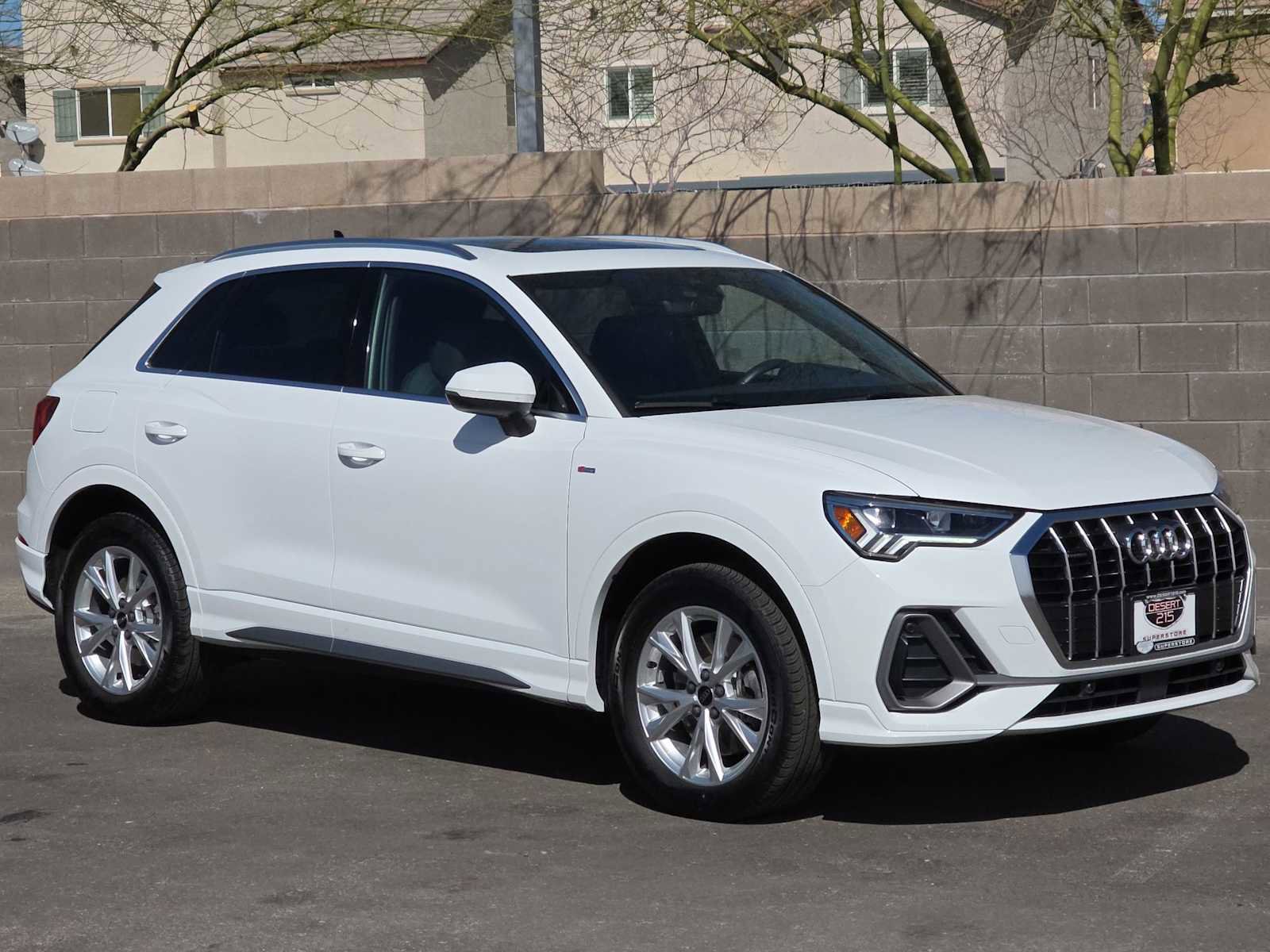 Used 2025 Audi Q3 2.0T Premium AWD/4WD image 3