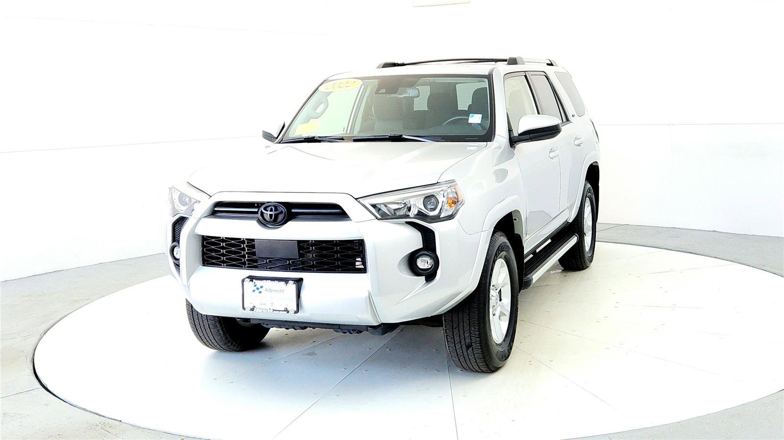 Certified 2022 Toyota 4Runner SR5 image 2