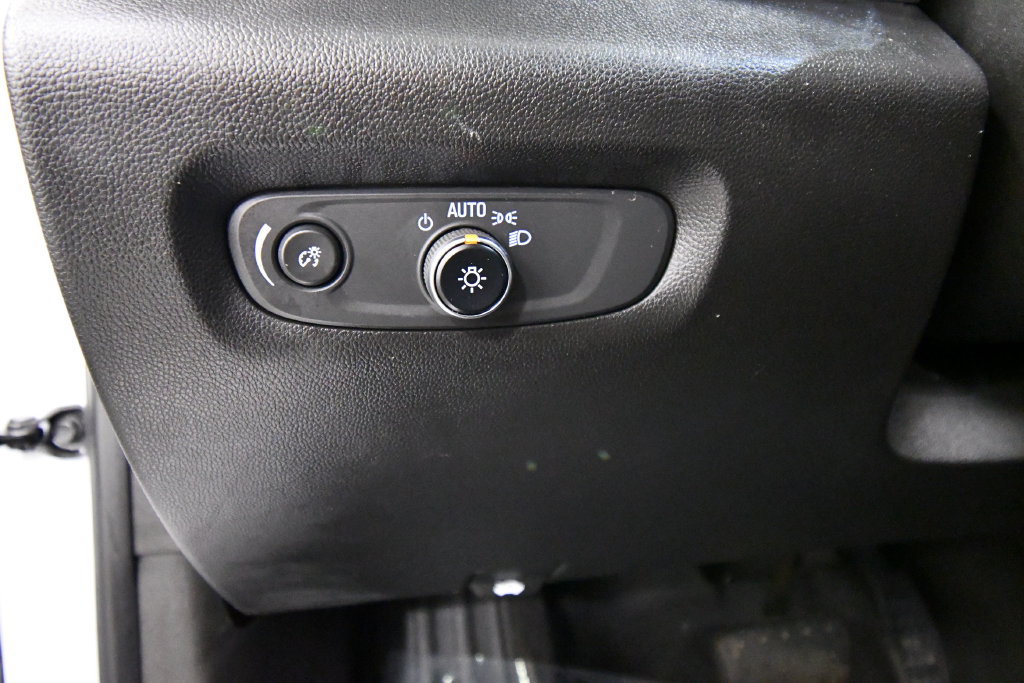 Used 2023 Chevrolet Traverse High Country AWD/4WD image 21