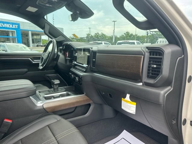 Used 2026 Chevrolet Silverado 1500 High Country w/ Technology Package AWD/4WD image 34