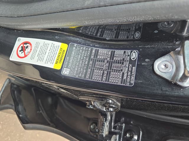 Used 2024 Land Rover Discovery Sport Dynamic SE image 35