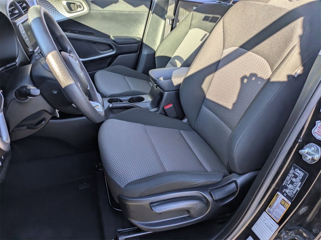 Used 2024 Kia Soul LX w/ Option Group 015 image 14