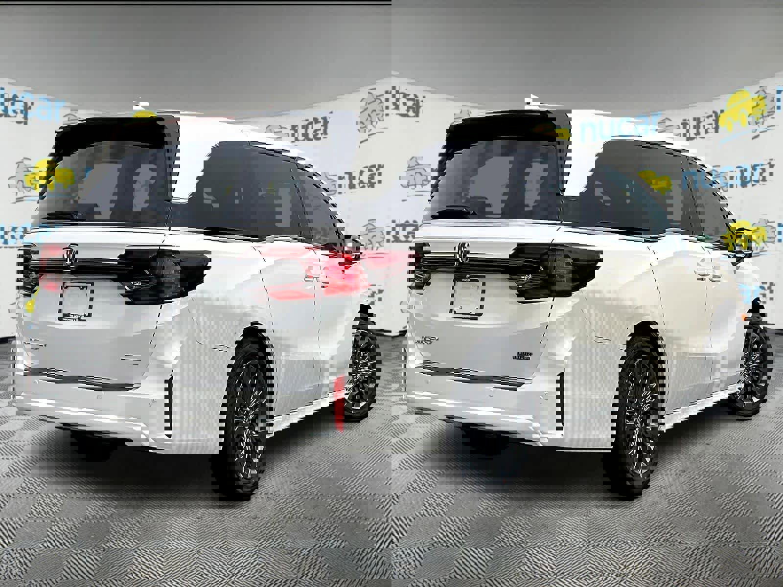 New 2026 Honda Odyssey Touring image 7