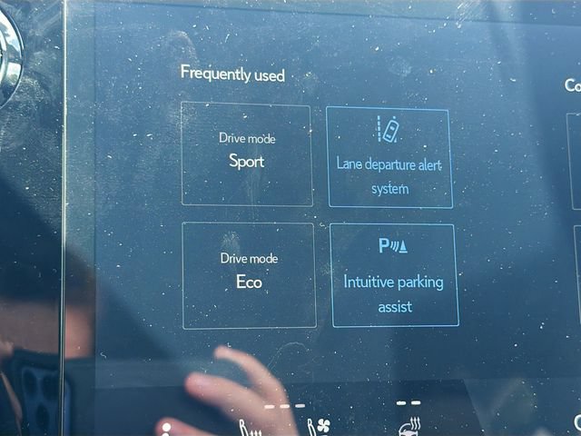 New 2026 Lexus TX 500h AWD image 31