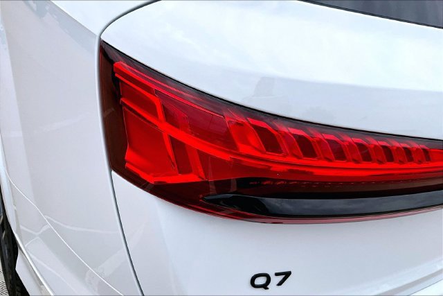 New 2026 Audi Q7 2.0T Premium AWD/4WD image 32
