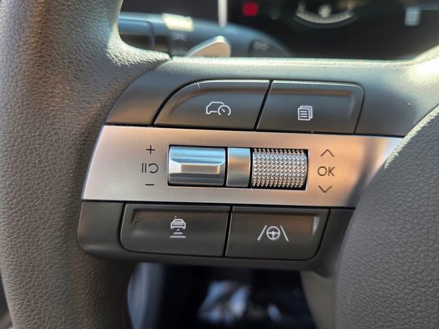 Used 2025 Hyundai Sonata SEL FWD image 19