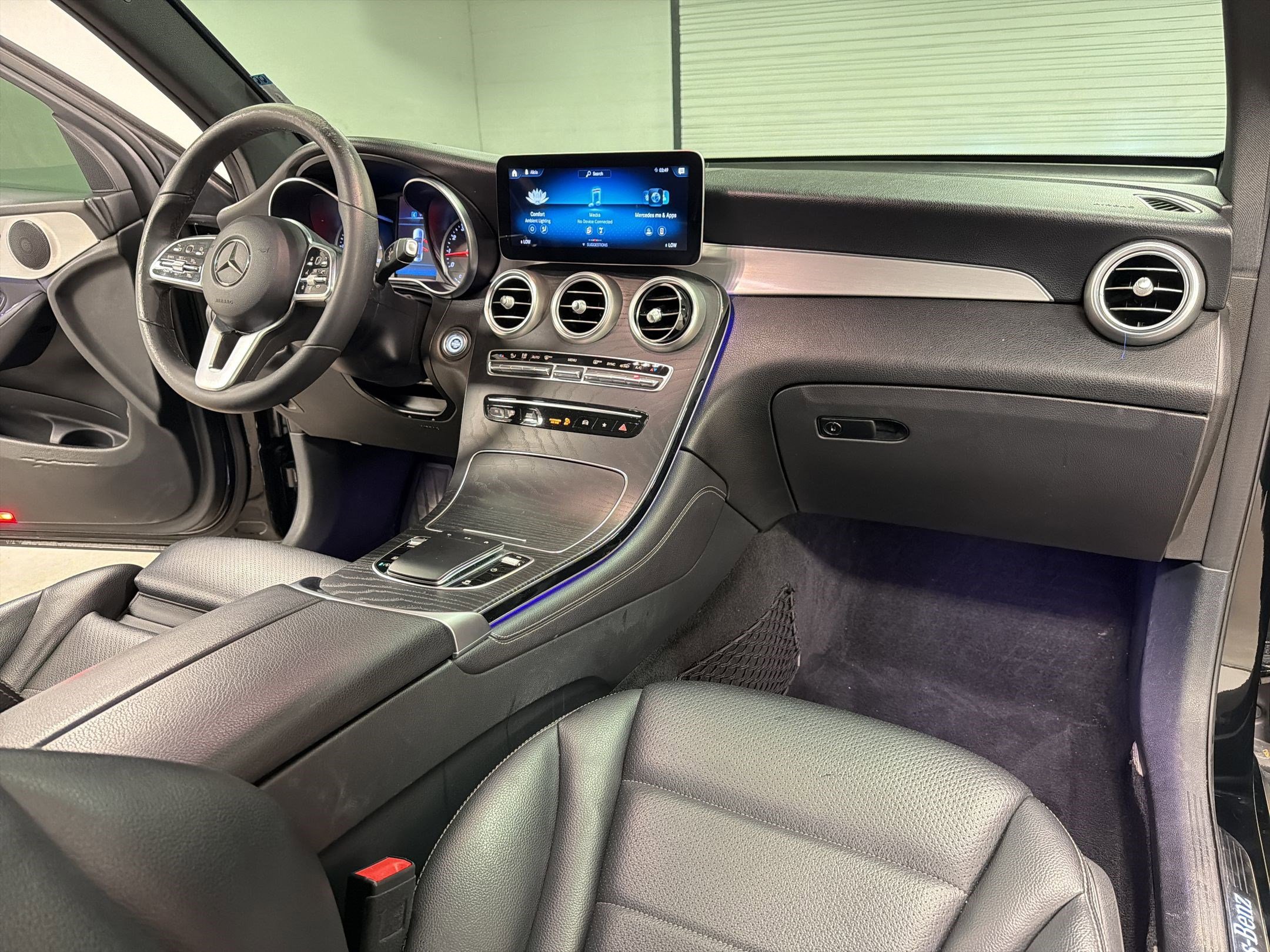 Used 2020 Mercedes-Benz GLC 300 image 29