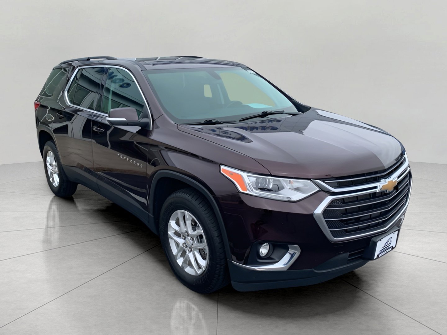 Used 2021 Chevrolet Traverse LT w/ LPO, Floor Liner Package image 1