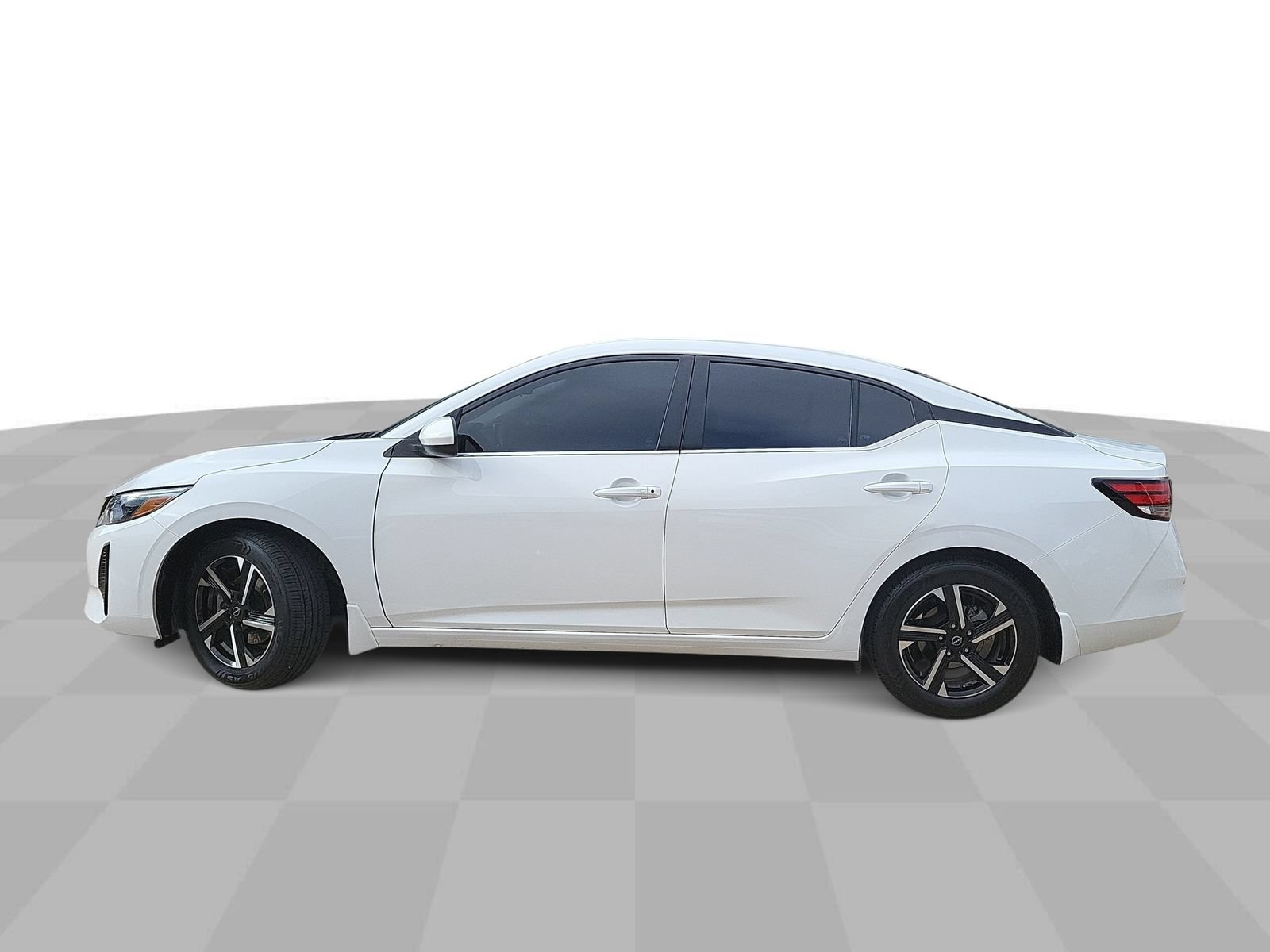Used 2024 Nissan Sentra SV FWD image 5
