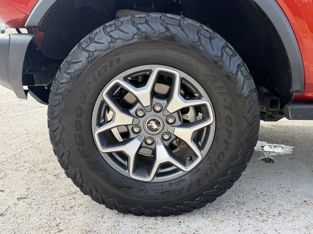 Used 2022 Ford Bronco Badlands AWD/4WD image 9