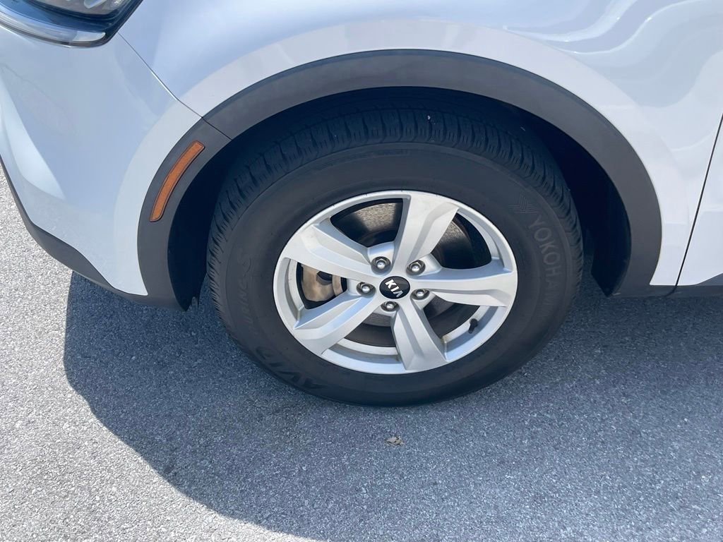 Used 2021 Kia Sorento LX FWD image 34