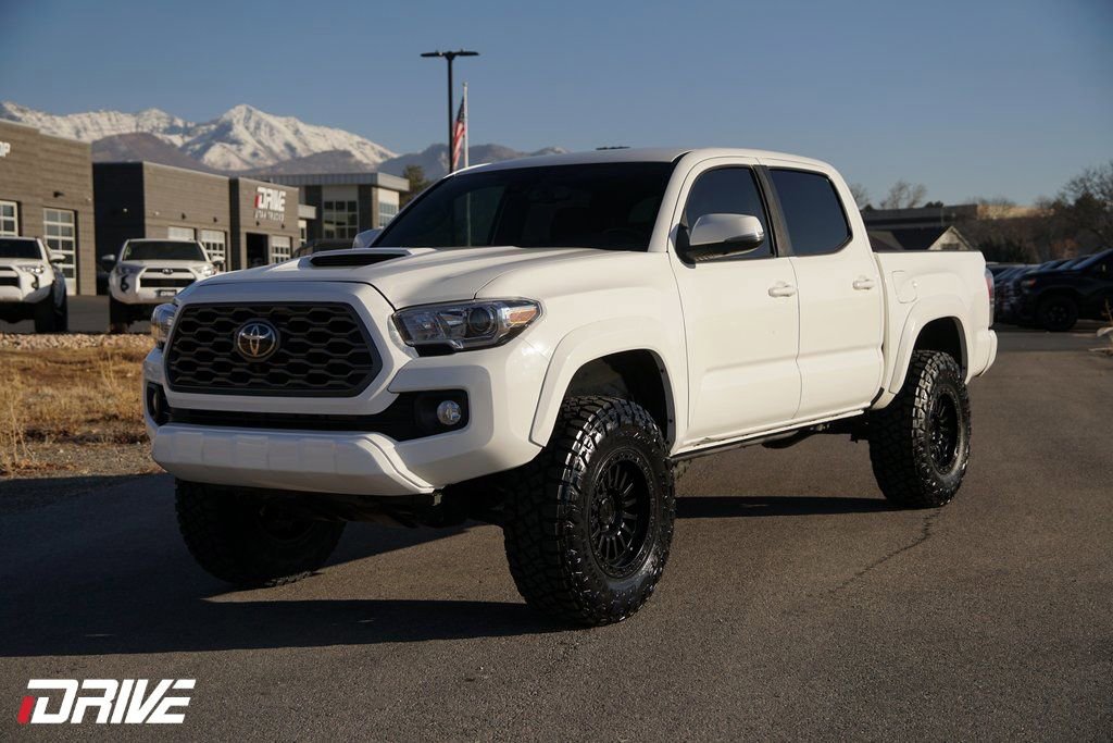 Used 2021 Toyota Tacoma TRD Sport w/ Advanced Technology Package image 6