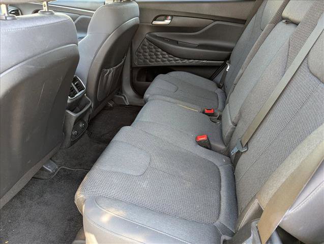 Used 2019 Hyundai Santa Fe SE image 12