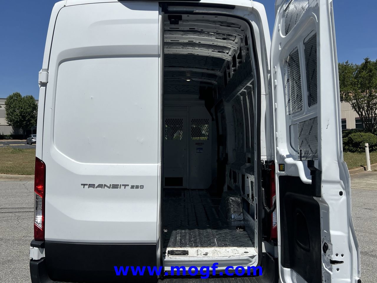 Used 2023 Ford Transit 250 148 High Roof Extended RWD image 19