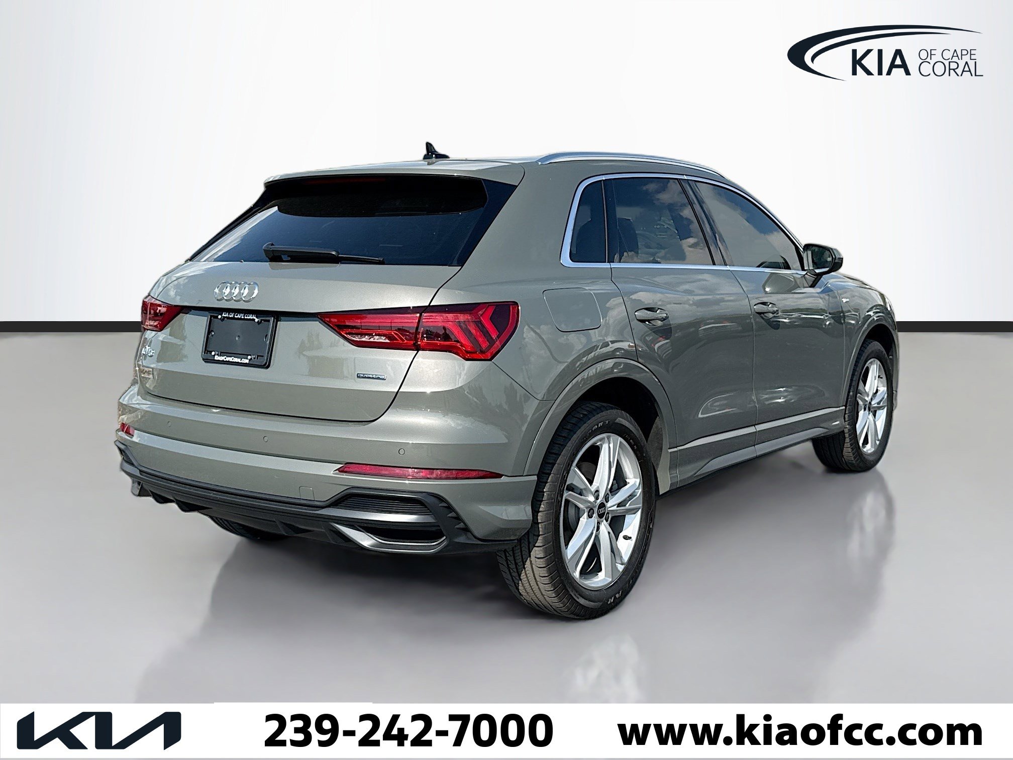 Used 2022 Audi Q3 2.0T Premium w/ Convenience Package image 6
