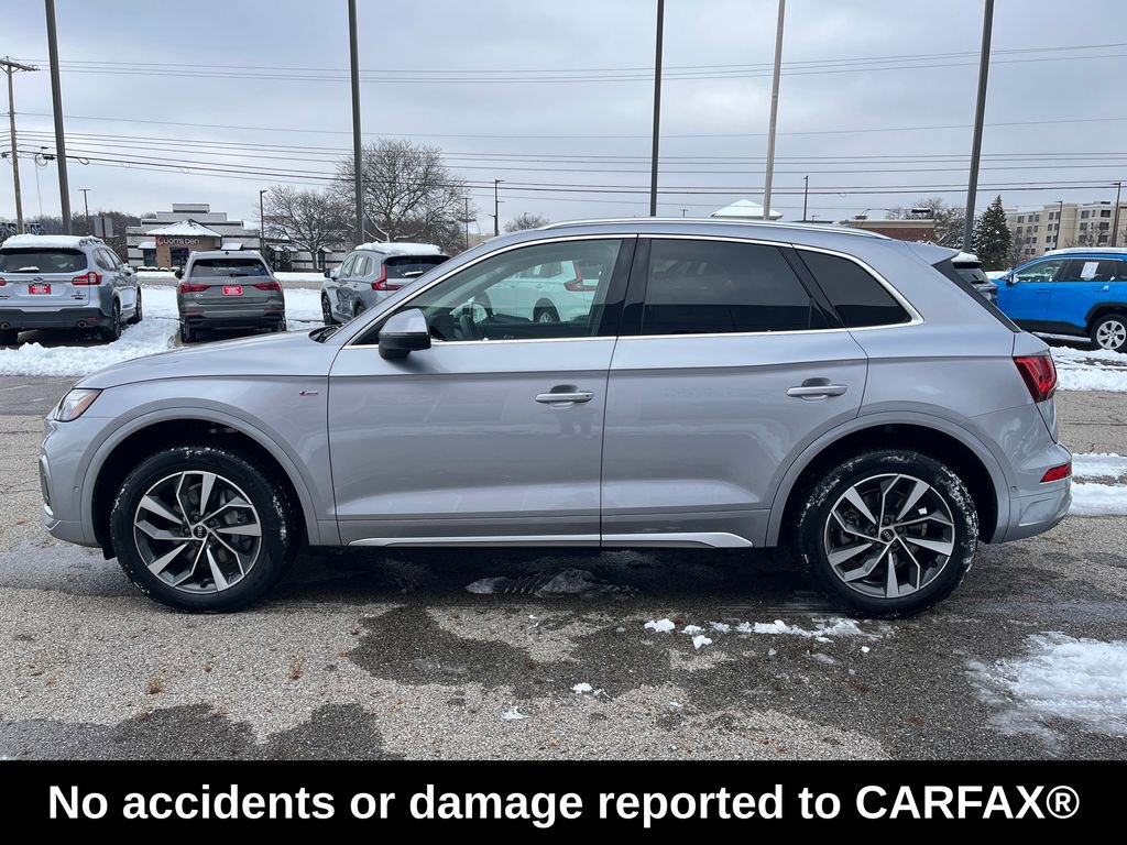 Used 2023 Audi Q5 2.0T Prestige w/ Prestige Package image 2