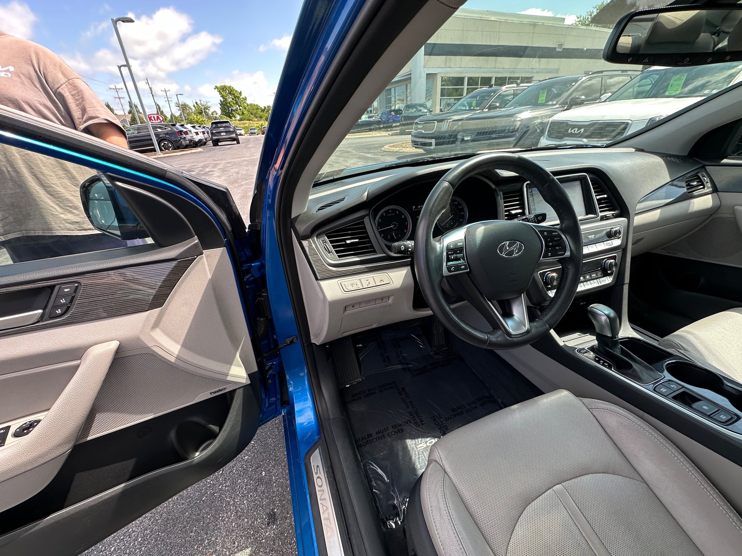 Used 2018 Hyundai Sonata Limited w/ Limited Ultimate Package 03 FWD image 22