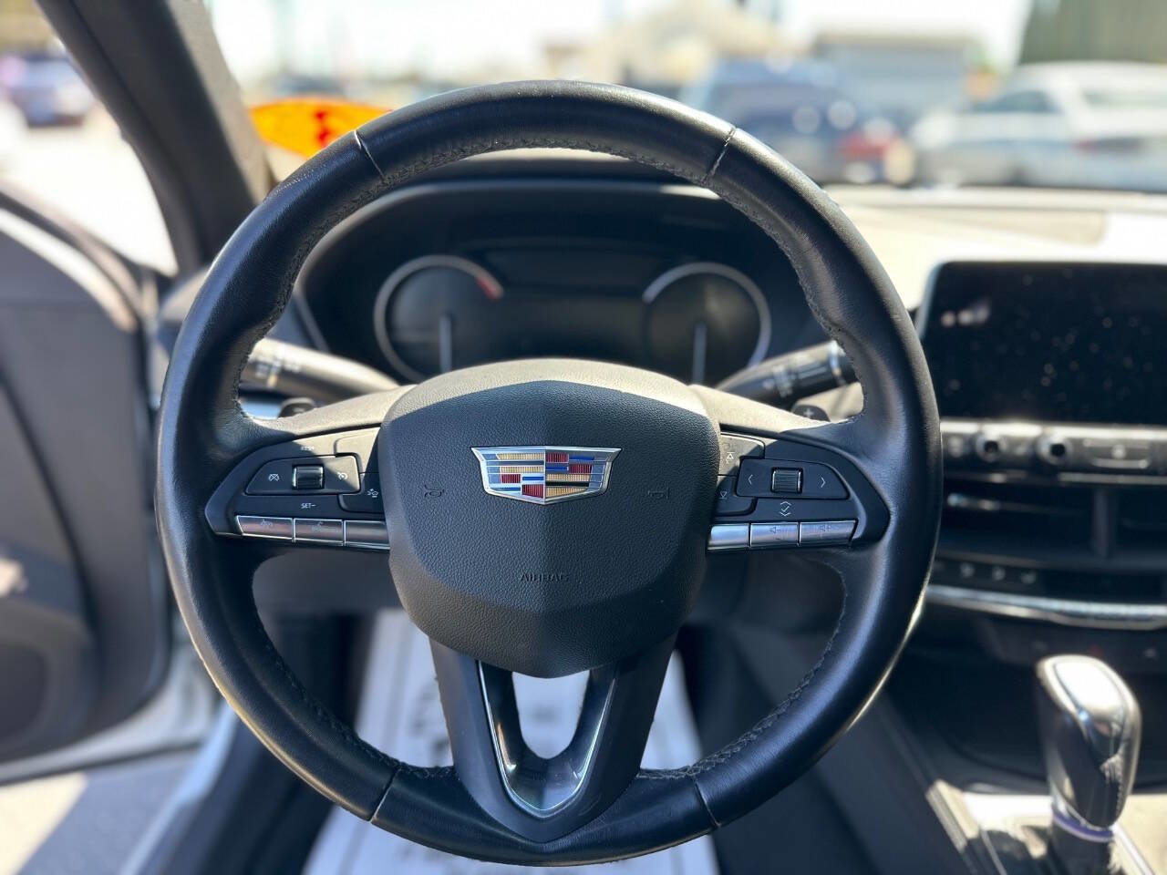 Used 2023 Cadillac CT4 Luxury RWD image 12
